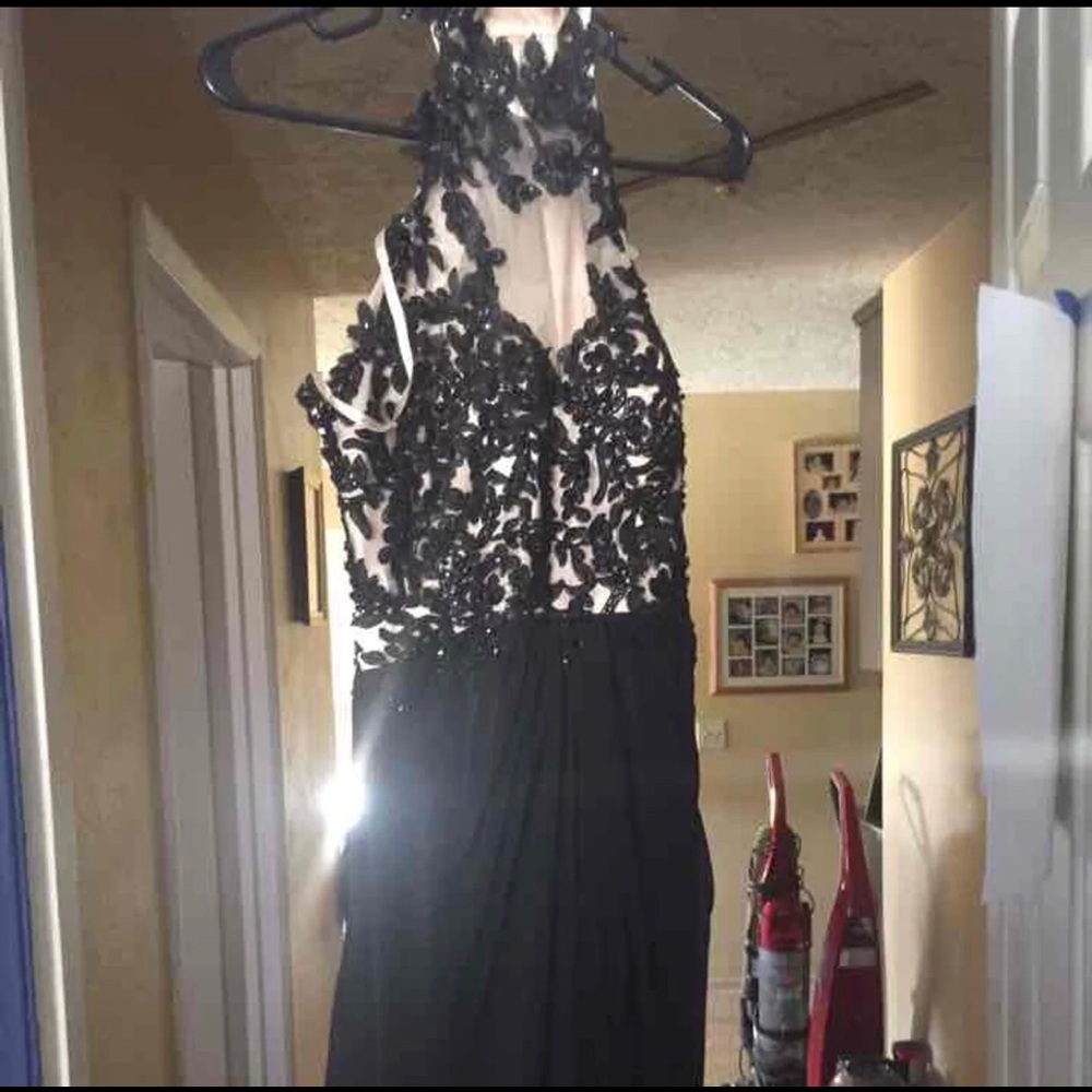 Prom dress - Picture 4 of 4